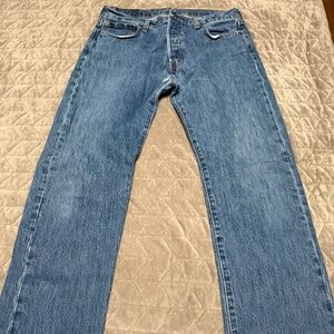 Levi well worn 501 jeans 33 34